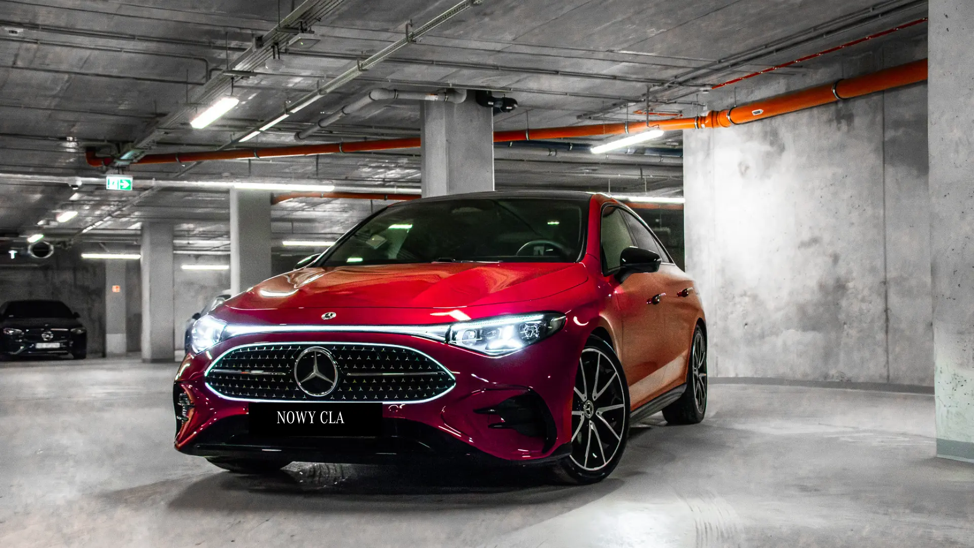 Na zdjęciu widzisz Mercedesa-Benz GLE SUV w kolorze białym.